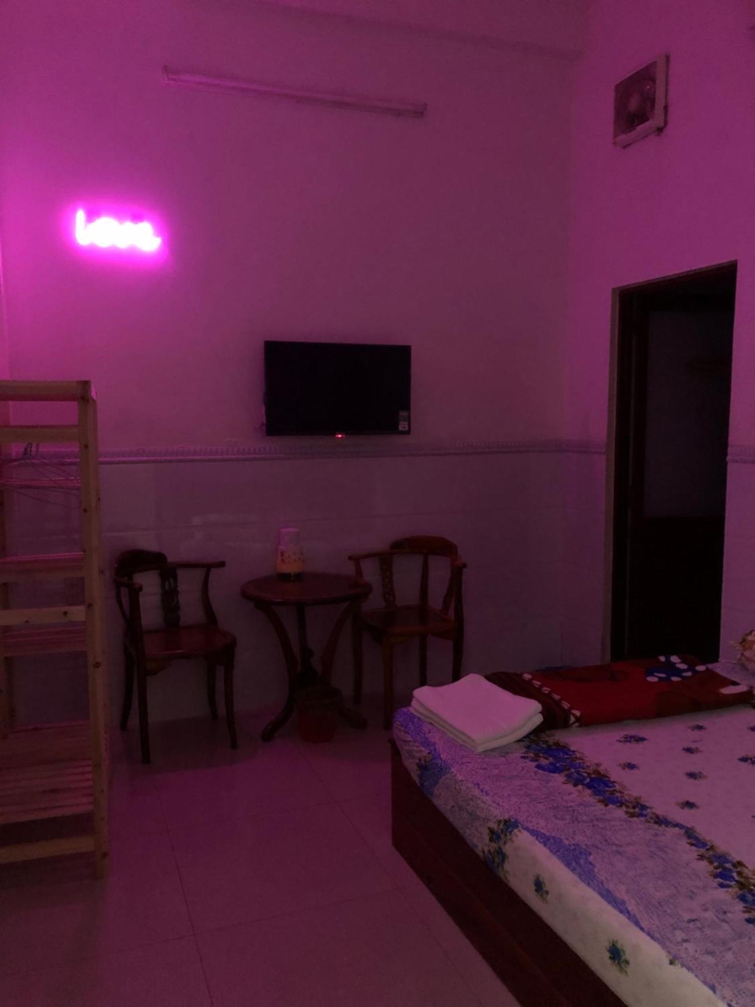Nha Nghi Van Anh Ap Rach Meo Εξωτερικό φωτογραφία